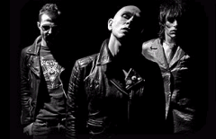 Don Ragno, Stéphane HERVÉ et Emmanuel Hubaut du groupe Dead Sexy Inc.
